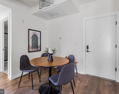 2401 Frankford Avenue - Photo Thumbnail 3