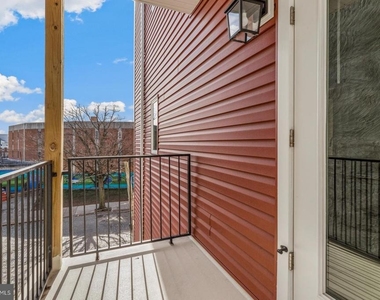 2401 Frankford Avenue - Photo Thumbnail 10