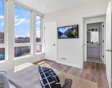 2401 Frankford Avenue - Photo Thumbnail 13
