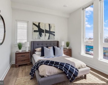 2401 Frankford Avenue - Photo Thumbnail 12
