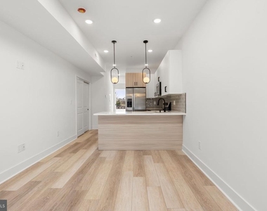 2631 Cecil B Moore Avenue - Photo Thumbnail 4
