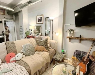 119 W Susquehanna Avenue - Photo Thumbnail 3