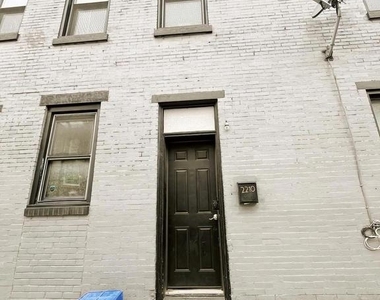 119 W Susquehanna Avenue - Photo Thumbnail 14