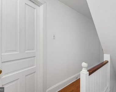 809 Ardmore Avenue - Photo Thumbnail 15