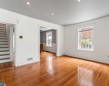 809 Ardmore Avenue - Photo Thumbnail 5