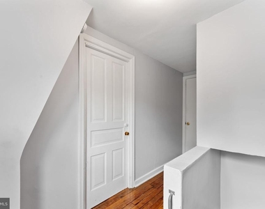 809 Ardmore Avenue - Photo Thumbnail 25