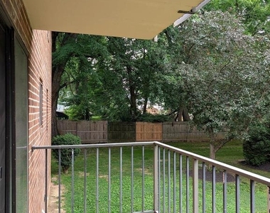 822 Putnam Boulevard - Photo Thumbnail 2