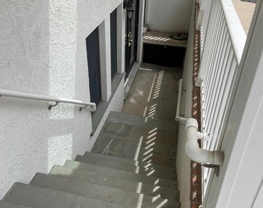 136 Garrett Avenue - Photo Thumbnail 7