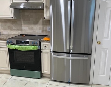 136 Garrett Avenue - Photo Thumbnail 19