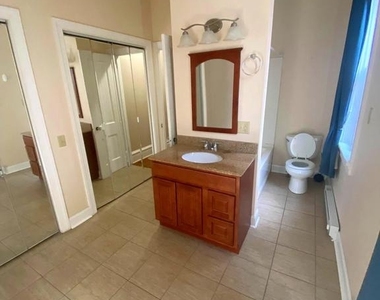 1520 Penn Street - Photo Thumbnail 8