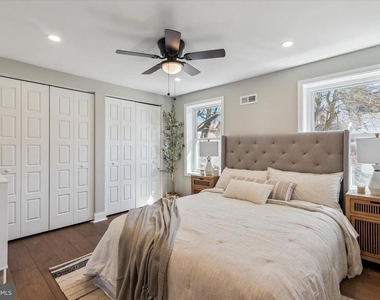 933 Henry Avenue - Photo Thumbnail 24