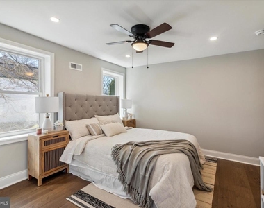 933 Henry Avenue - Photo Thumbnail 26