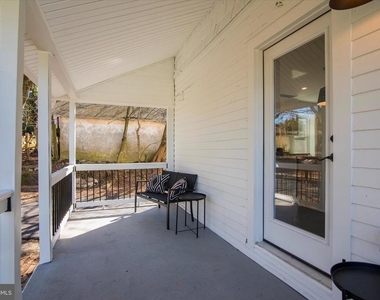933 Henry Avenue - Photo Thumbnail 41