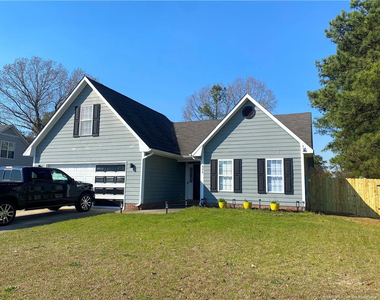 675 Americana Drive - Photo Thumbnail 2