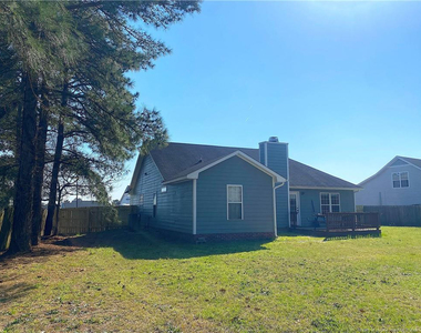675 Americana Drive - Photo Thumbnail 17