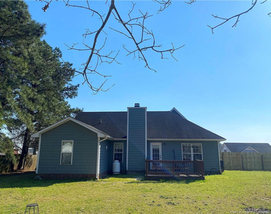 675 Americana Drive - Photo Thumbnail 16