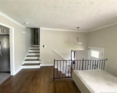 3308 Cranbrook Drive - Photo Thumbnail 5