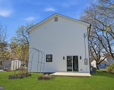 43 Palm Lane - Photo Thumbnail 37