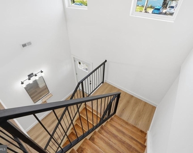 43 Palm Lane - Photo Thumbnail 18