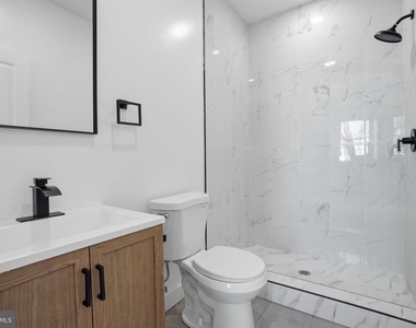 43 Palm Lane - Photo Thumbnail 8