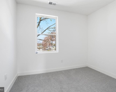 43 Palm Lane - Photo Thumbnail 29
