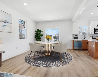43 Palm Lane - Photo Thumbnail 9