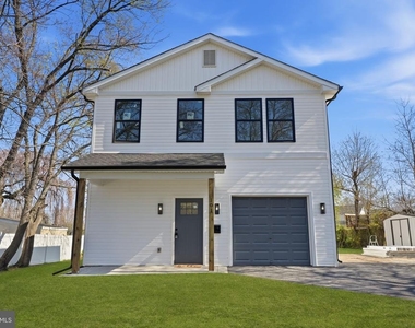 43 Palm Lane - Photo Thumbnail 1