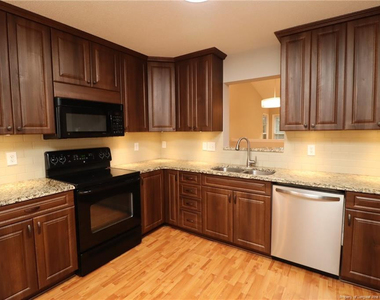 12305 Harcourt Drive - Photo Thumbnail 3