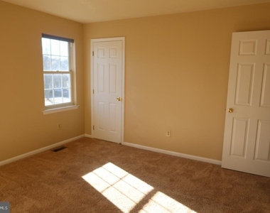 4581 Green Tree Road - Photo Thumbnail 11