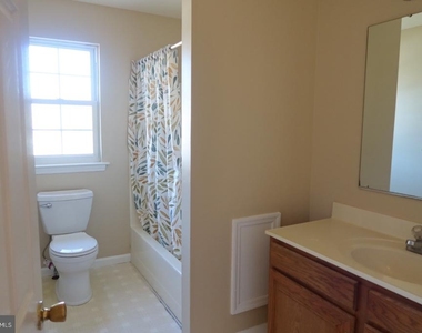 4581 Green Tree Road - Photo Thumbnail 12