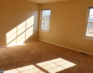 4581 Green Tree Road - Photo Thumbnail 10