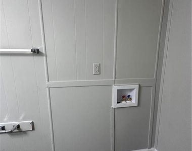 2918 Dunebuggy Lane - Photo Thumbnail 8