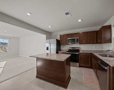 103 Equinox Rdg Terrace - Photo Thumbnail 14