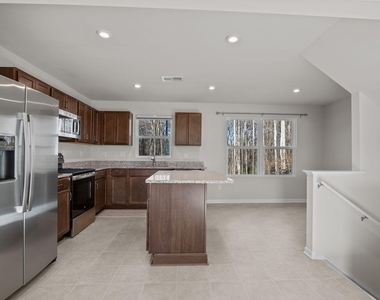 103 Equinox Rdg Terrace - Photo Thumbnail 11