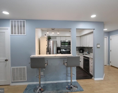 119 Acadia Court - Photo Thumbnail 5