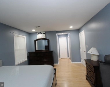 119 Acadia Court - Photo Thumbnail 23