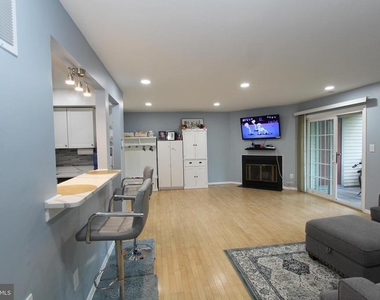 119 Acadia Court - Photo Thumbnail 4