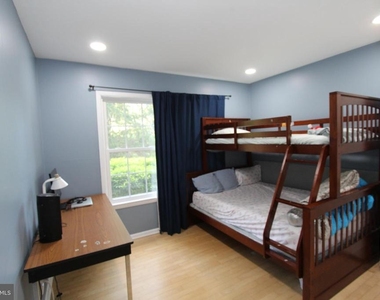 119 Acadia Court - Photo Thumbnail 14
