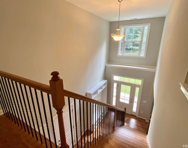 207 Lake Drive - Photo Thumbnail 15