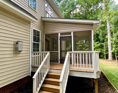 207 Lake Drive - Photo Thumbnail 30