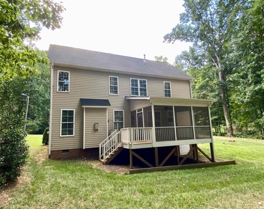 207 Lake Drive - Photo Thumbnail 28