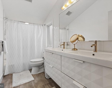 23 Leigh Avenue - Photo Thumbnail 20
