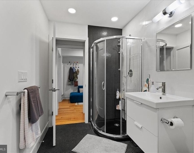 23 Leigh Avenue - Photo Thumbnail 13