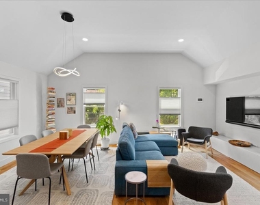 23 Leigh Avenue - Photo Thumbnail 7