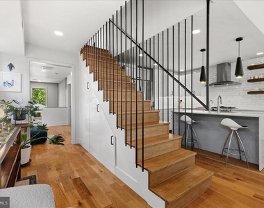 23 Leigh Avenue - Photo Thumbnail 4