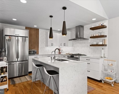23 Leigh Avenue - Photo Thumbnail 9