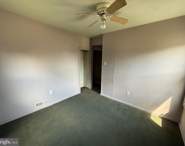 16 Delsea Drive N - Photo Thumbnail 10