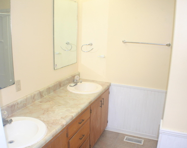 2500 Anne Carol Court - Photo Thumbnail 22