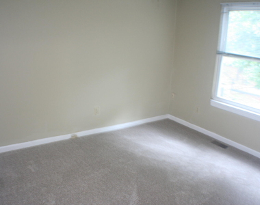 2500 Anne Carol Court - Photo Thumbnail 23