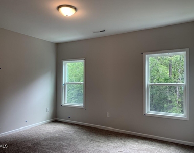 843 Oak Center Drive - Photo Thumbnail 9